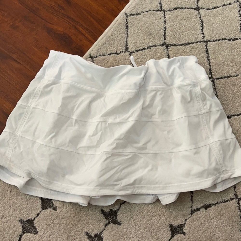 Lulu lemon skirt